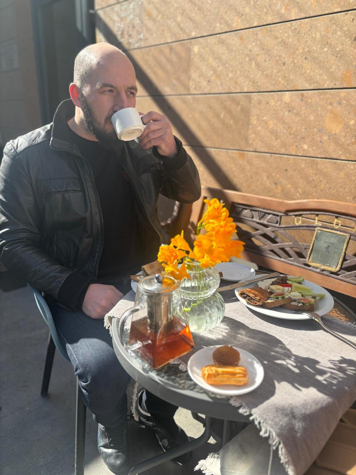 Alex Hotel Ереван Екстериор снимка